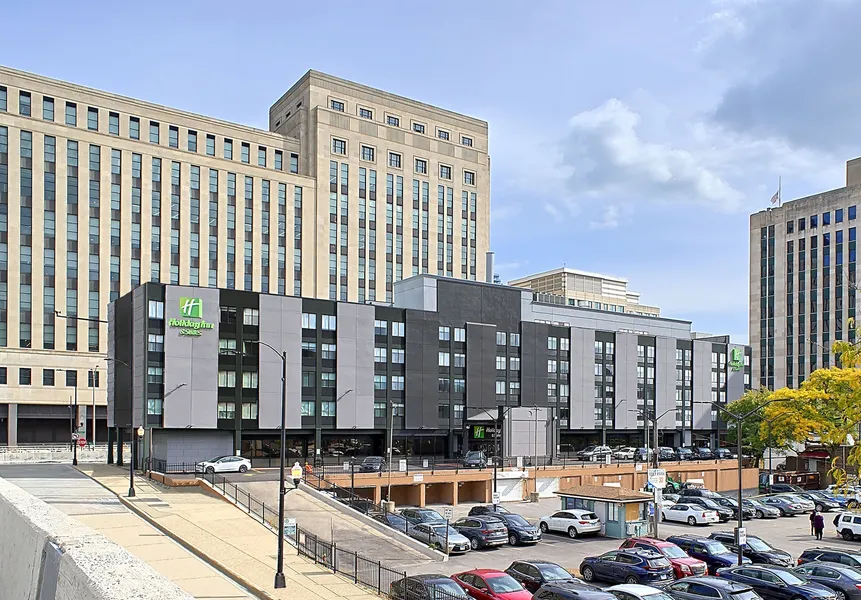Holiday Inn & Suites Chicago - Downtown by IHG hotel detail image 2