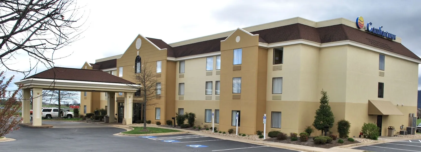 Comfort Inn Woodstock Shenandoah hotel detail image 2