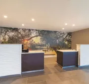La Quinta Inn & Suites by Wyndham Austin Round Rock hotel detail image 4