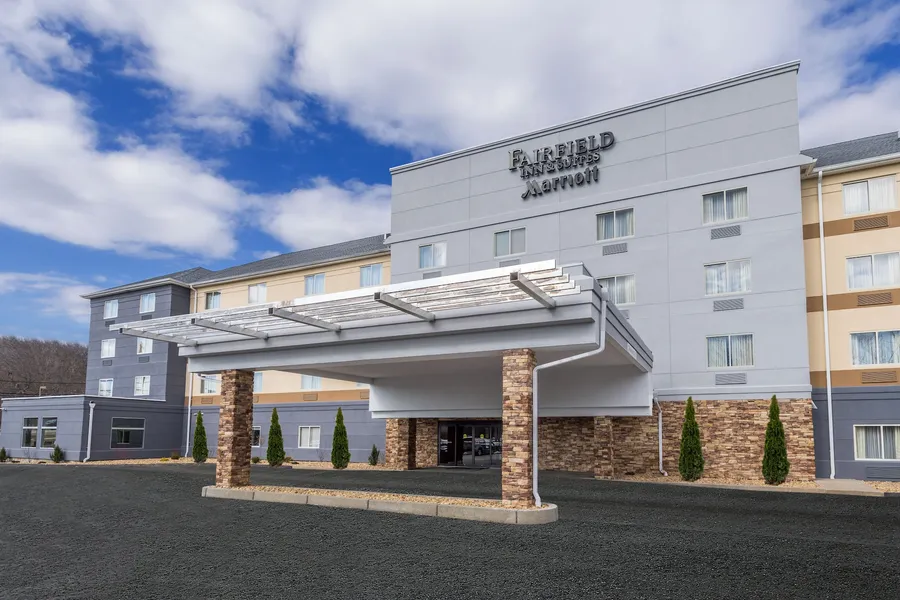 Fairfield by Marriott Inn & Suites Uncasville Mohegan Sun Area hotel detail image 2