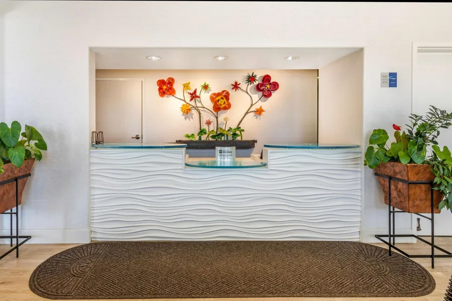 Best Western Plus Capitola By-the-sea Inn & Suites hotel detail image 6