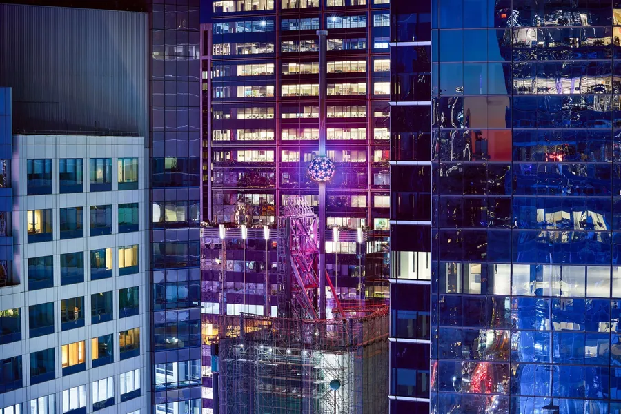 Hilton New York Times Square hotel detail image 2