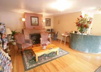 Rainbow Lodge and Inn hotel thumbnail 4