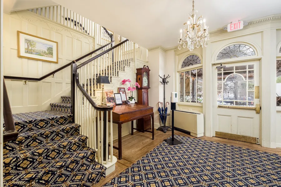 Simsbury 1820 House hotel detail image 6