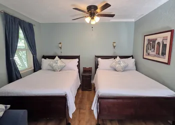Cherokee Lodge hotel thumbnail 4