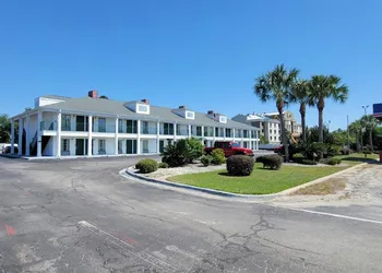 Jameson Inn Douglas hotel thumbnail 5