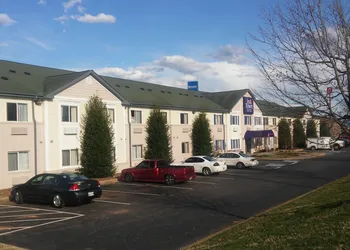 InTown Suites Extended Stay Clarksville hotel thumbnail 2
