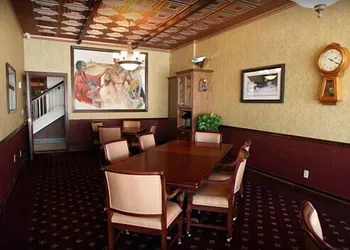 Arrow Hotel hotel thumbnail 8