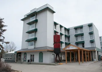 Coast High Country Inn hotel thumbnail 2