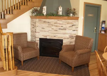 Lakeview Inns & Suites - Brandon hotel thumbnail 4