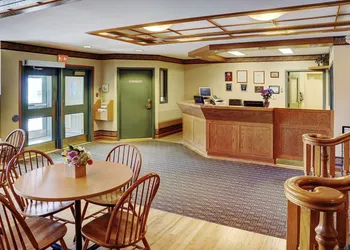 Lakeview Inns & Suites - Brandon hotel thumbnail 5