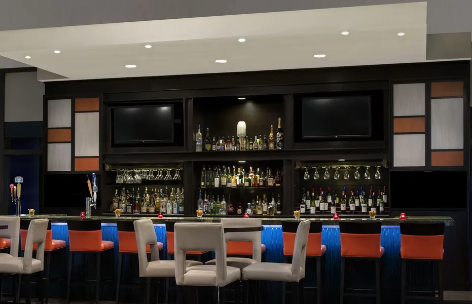 DoubleTree by Hilton Hotel Miami Airport & Convention Center hotel detail image 6