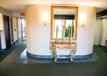 Admiral Inn Hamilton hotel thumbnail 3