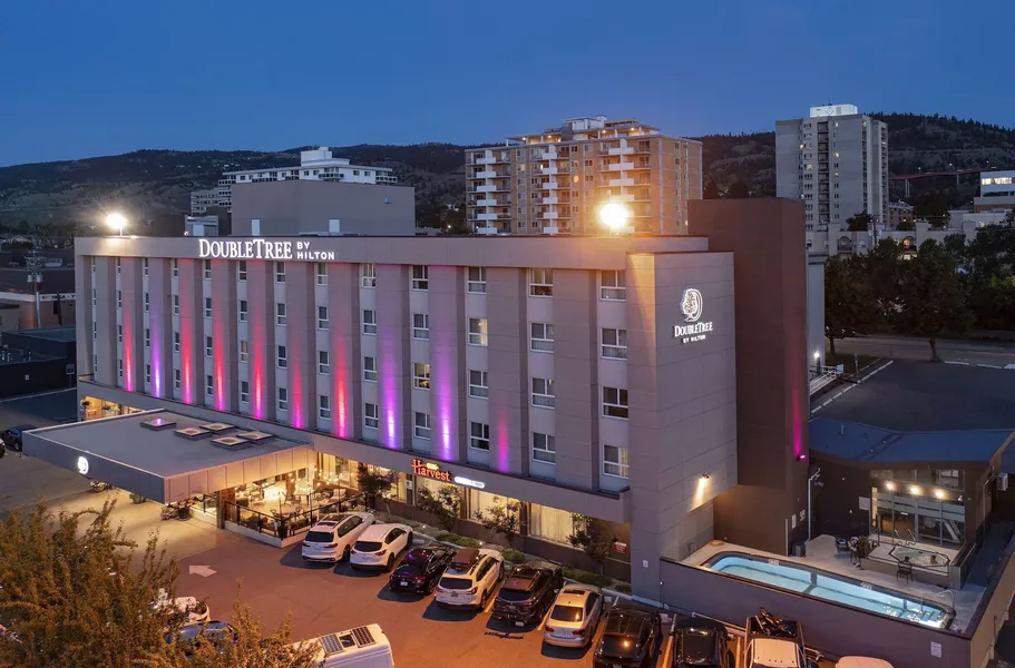 Doubletree by Hilton Hotel Kamloops hotel detail image 2