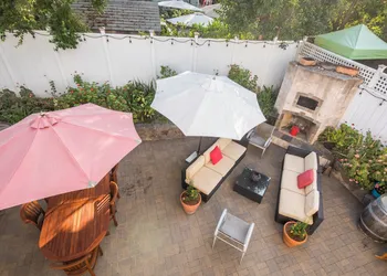 Inn St Helena hotel thumbnail 8