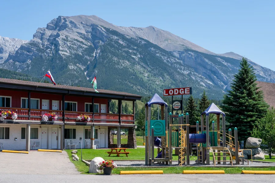 Rocky Mountain Ski Lodge hotel detail image 6