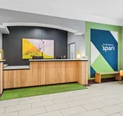 Spark by Hilton La Grange hotel detail image 3