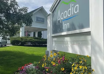 Acadia Inn hotel thumbnail 6