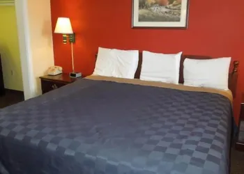 Red Carpet Inn Allentown Hausman Road hotel thumbnail 3