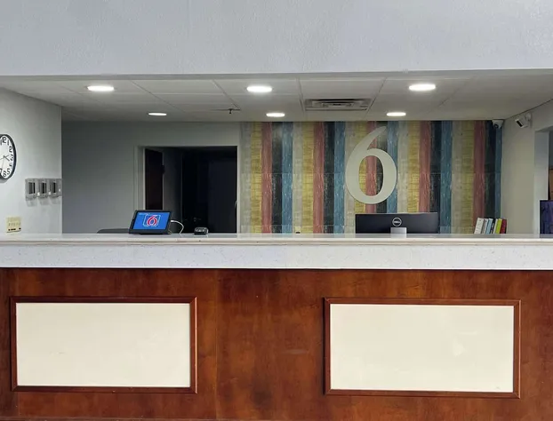 Motel 6 Canton, MS hotel detail image 4