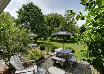 Studiotel Bromont hotel thumbnail 5