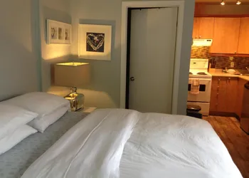 Studiotel Bromont hotel thumbnail 8