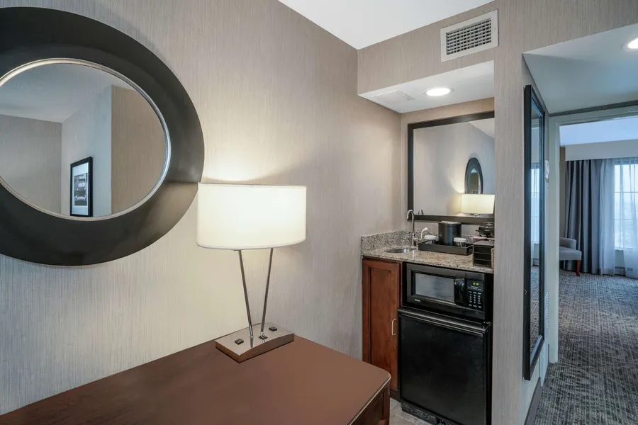 Embassy Suites by Hilton Nashville at Vanderbilt hotel detail image 6