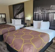Super 8 by Wyndham Metairie hotel detail image 7