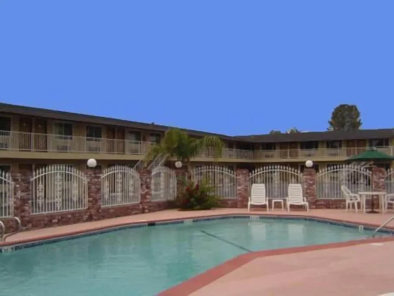 Sunset Inn Lake Oroville hotel detail image 6
