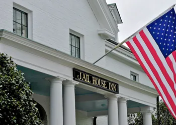 Jailhouse Inn hotel thumbnail 6