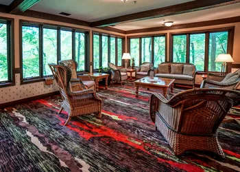 Spring House Inn hotel thumbnail 8