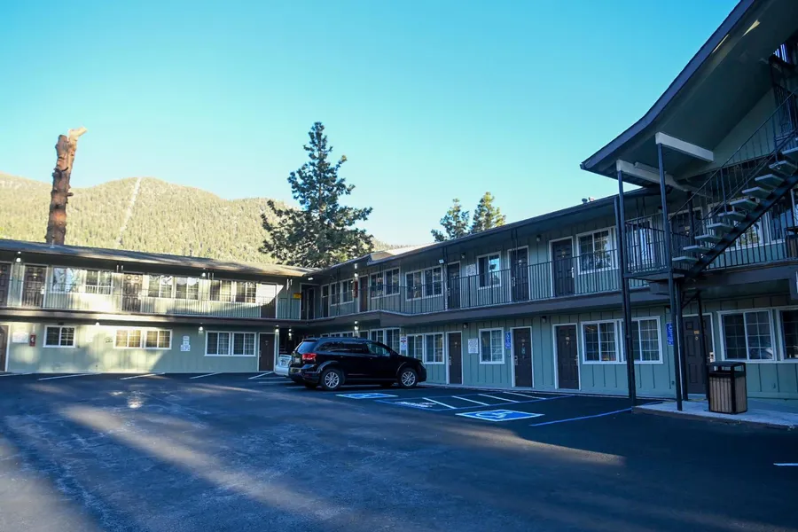Budget INN At The Heavenly Gondola hotel detail image 2
