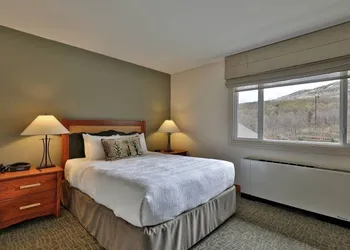 Killington Grand Hotel hotel thumbnail 8