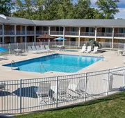 Crystal Inn Eatontown hotel detail image 3
