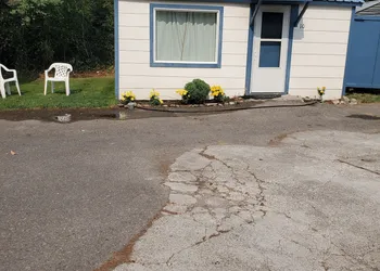 Little River Motel hotel thumbnail 3