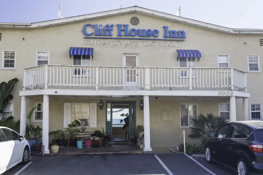 Cliff House Inn On The Ocean hotel detail image 2