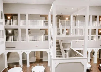 Findlay Inn and Conference Center hotel thumbnail 8