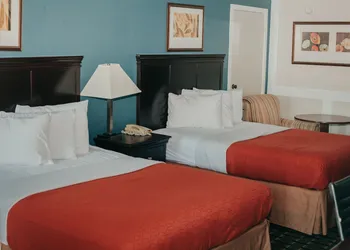 Victorian Inn & Suites hotel thumbnail 4