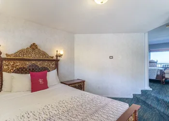 Ocean View Lodge hotel thumbnail 6