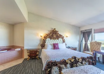 Ocean View Lodge hotel thumbnail 7