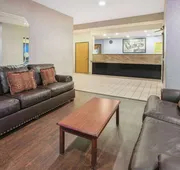Super 8 by Wyndham Garland North Dallas Area hotel detail image 3