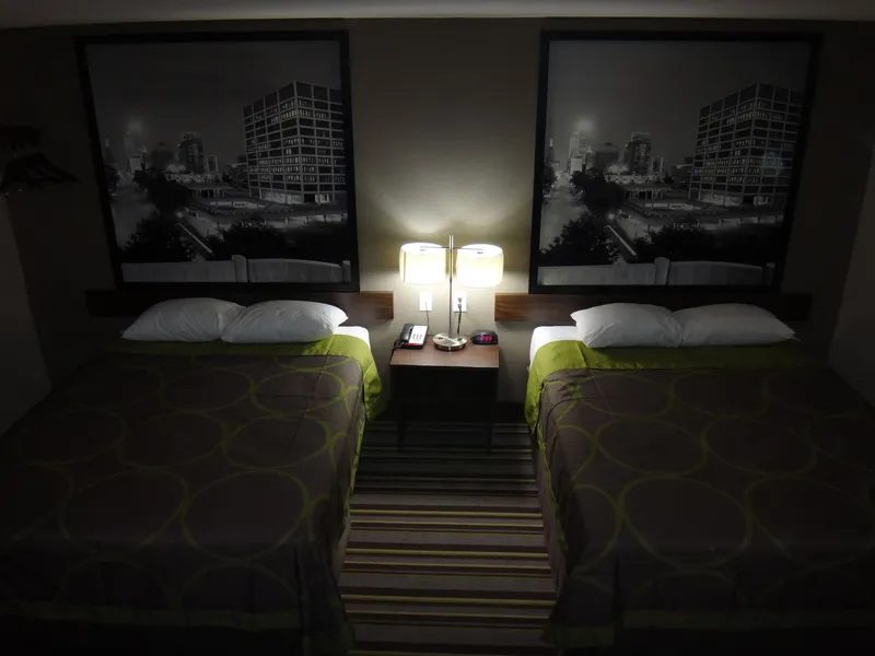 Super 8 by Wyndham Ardmore hotel detail image 6