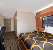 Super 8 by Wyndham Columbus West hotel detail image 3