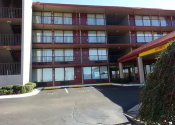 Parkway Inn of Birmingham hotel thumbnail 2