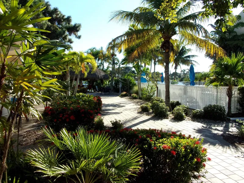 Marco Island Lakeside Inn hotel detail image 6