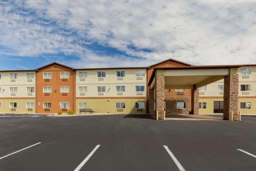 Best Western Plus The Four Corners Inn hotel detail image 2