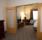 Days Inn & Suites by Wyndham Brooks hotel detail image 7