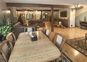 Mountain Sports Inn hotel thumbnail 4