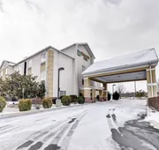 Quality Inn Spring Mills - Martinsburg North hotel detail image 7