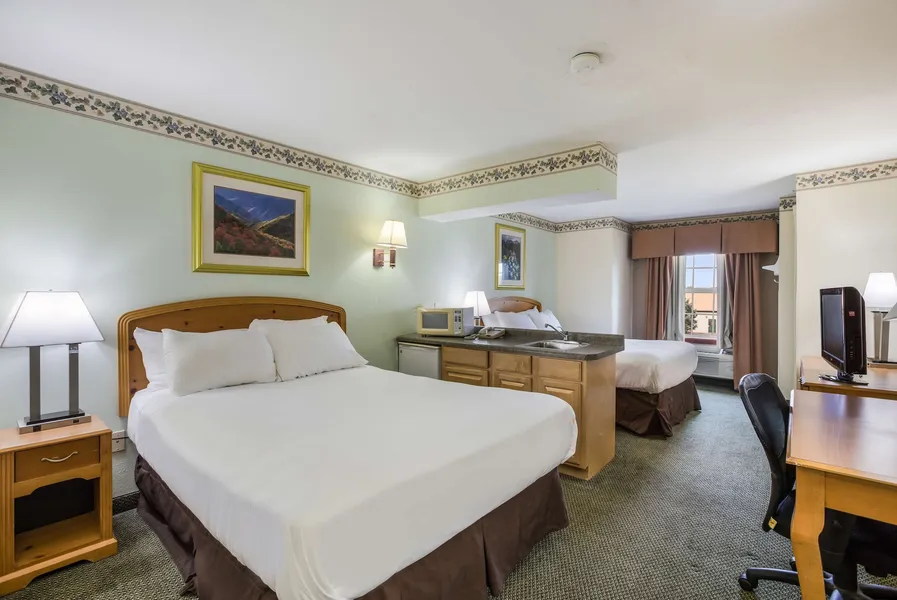 Americas Best Value Inn & Suites Three Rivers hotel detail image 6
